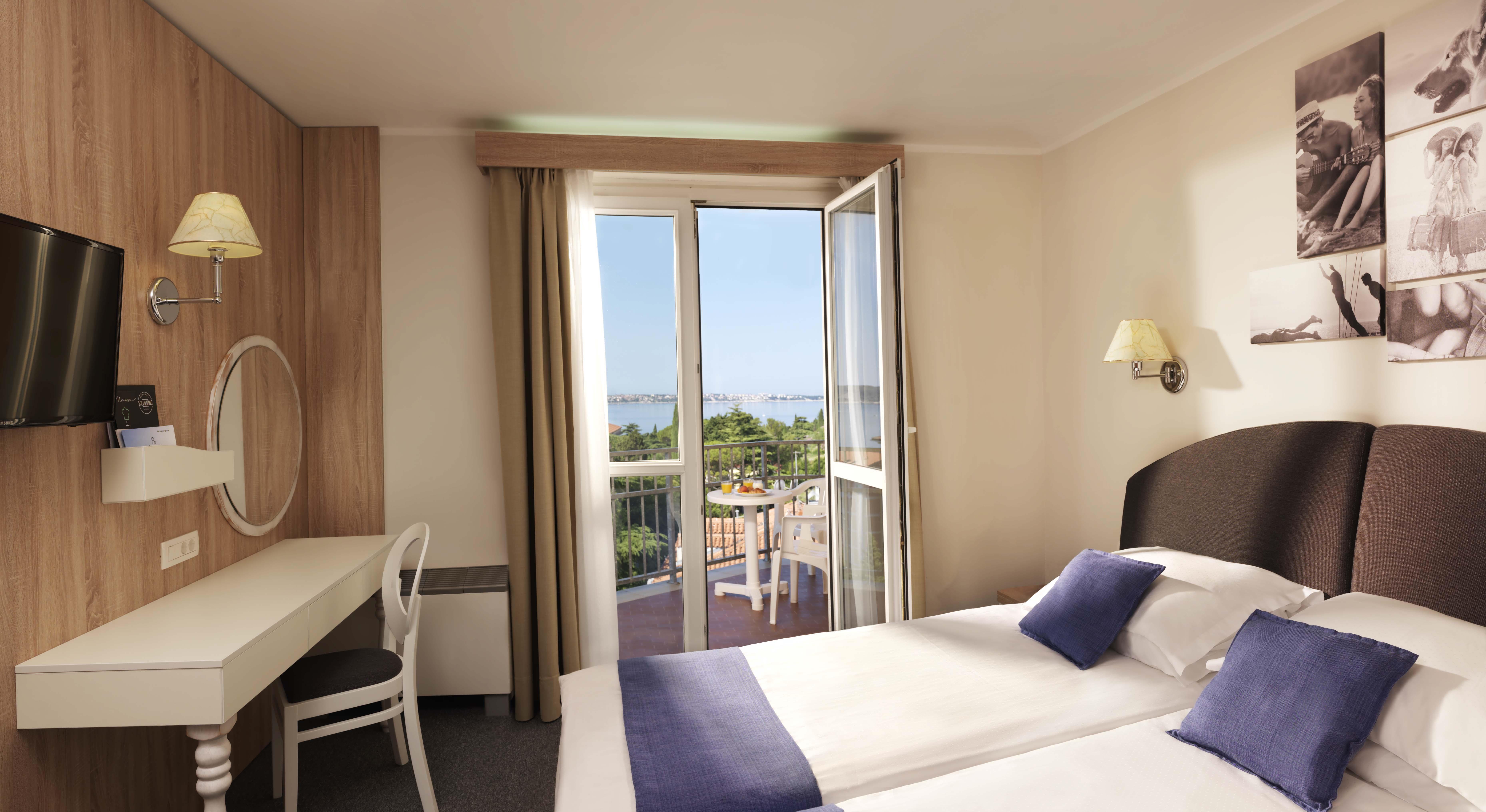 Hotel Mirna - Terme & Wellness Lifeclass Portoroz Bagian luar foto