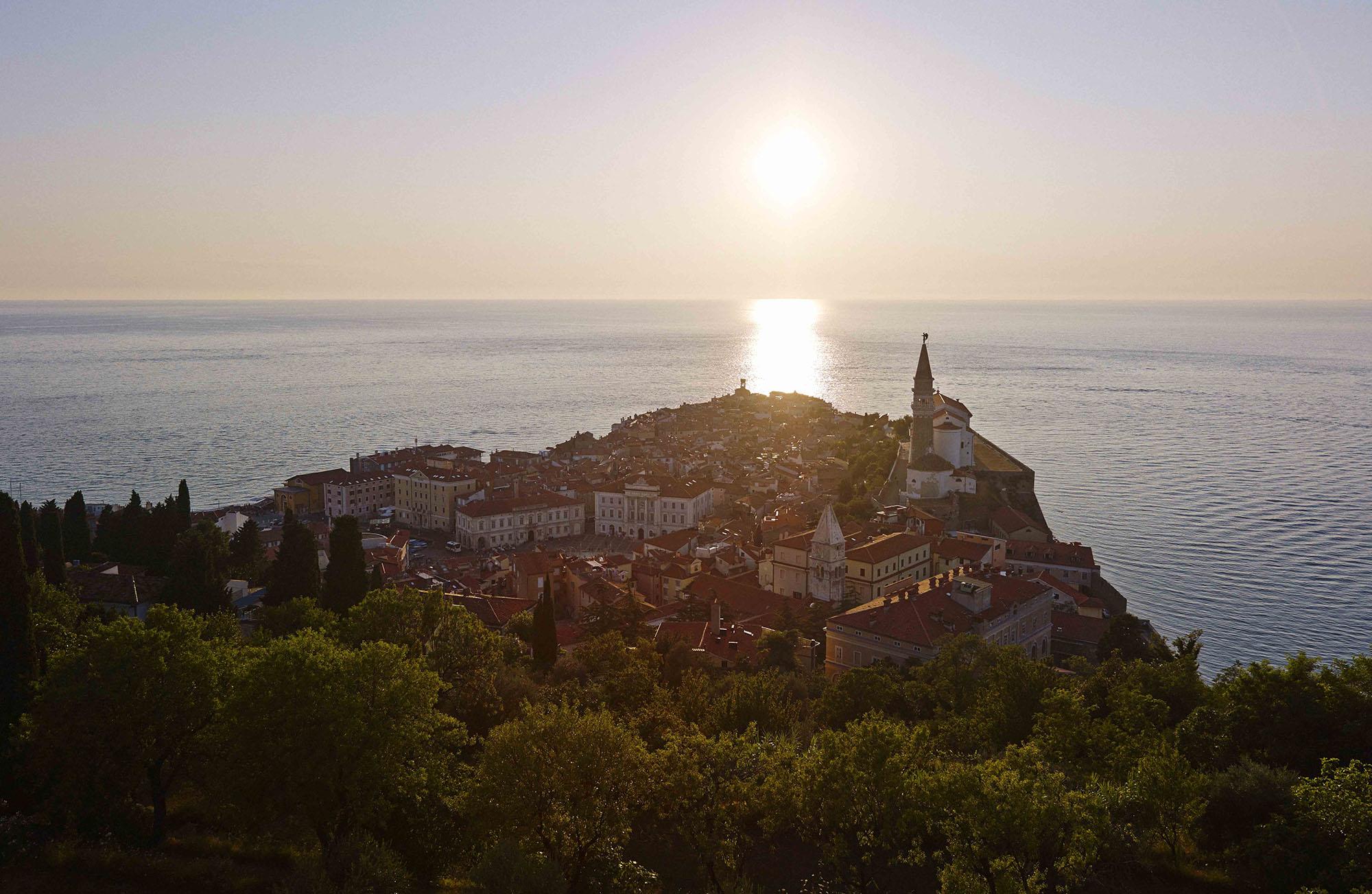 Hotel Mirna - Terme & Wellness Lifeclass Portoroz Bagian luar foto