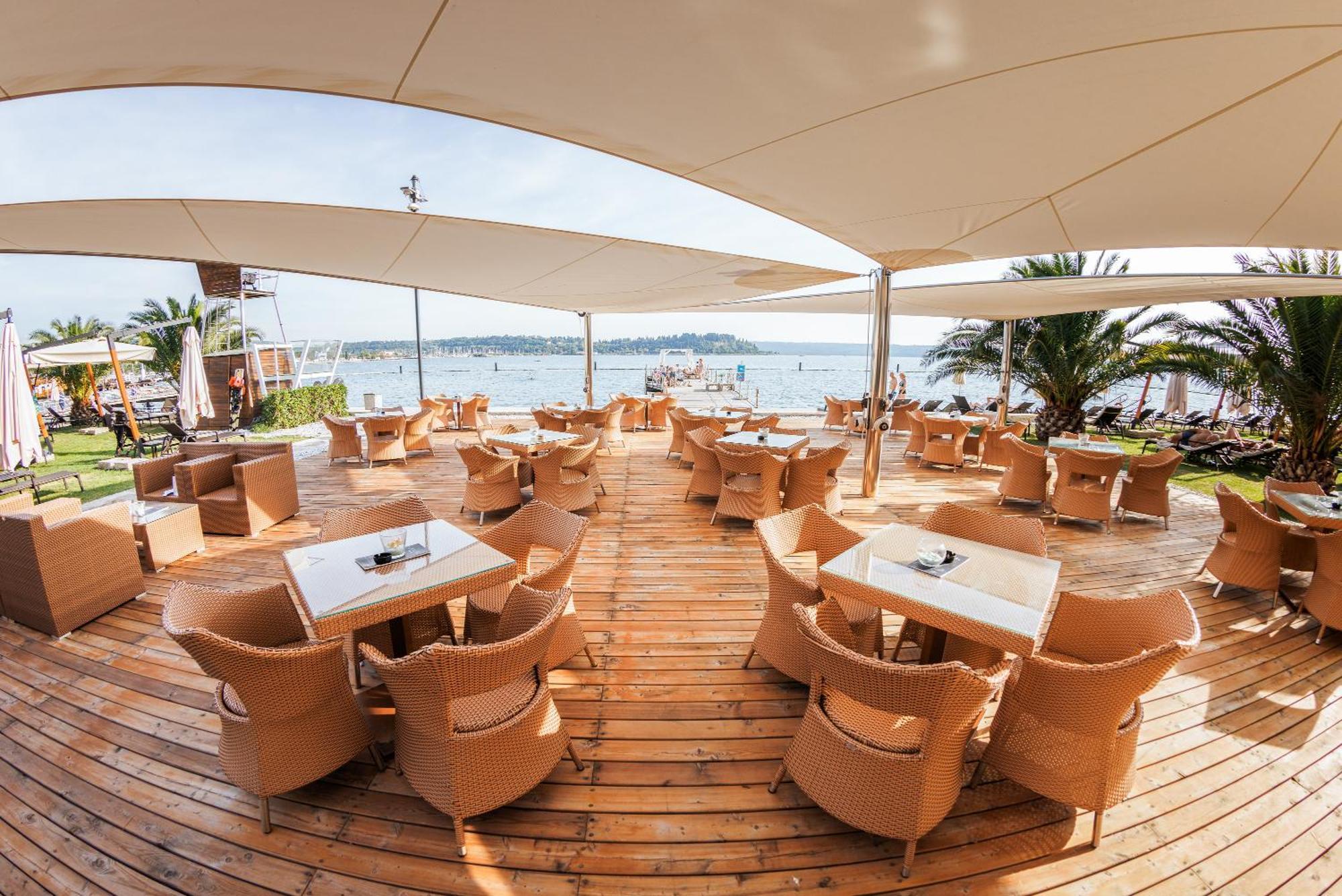 Hotel Mirna - Terme & Wellness Lifeclass Portoroz Bagian luar foto